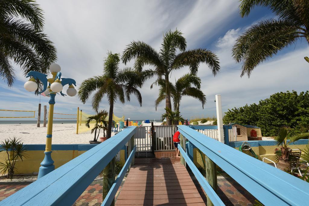 Plaza Beach Hotel - Beachfront Resort St. Pete Beach Exterior foto