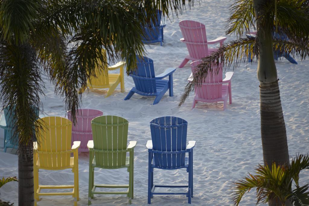 Plaza Beach Hotel - Beachfront Resort St. Pete Beach Exterior foto