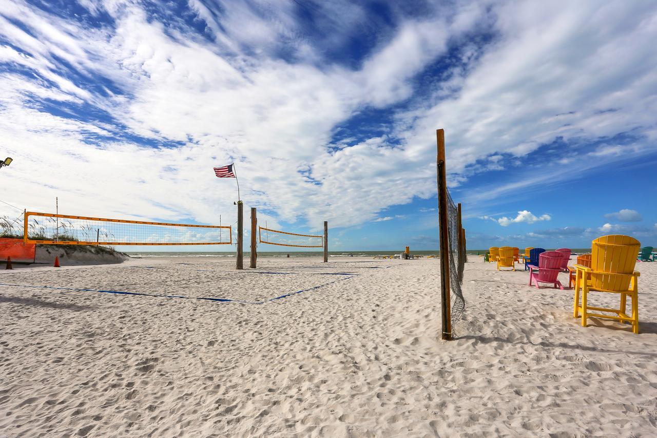 Plaza Beach Hotel - Beachfront Resort St. Pete Beach Exterior foto